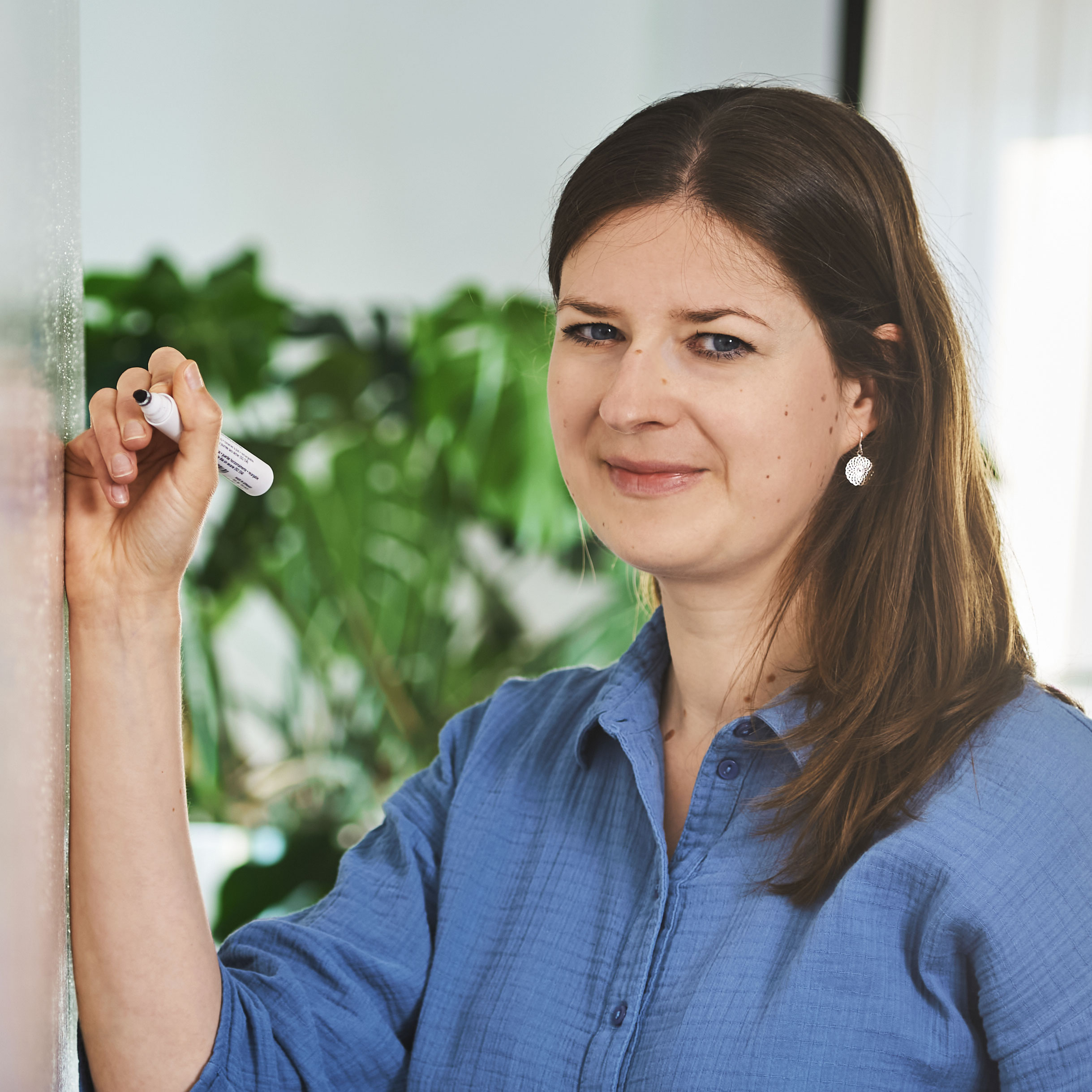 Porträt von Kathrin, Mitarbeiterin.