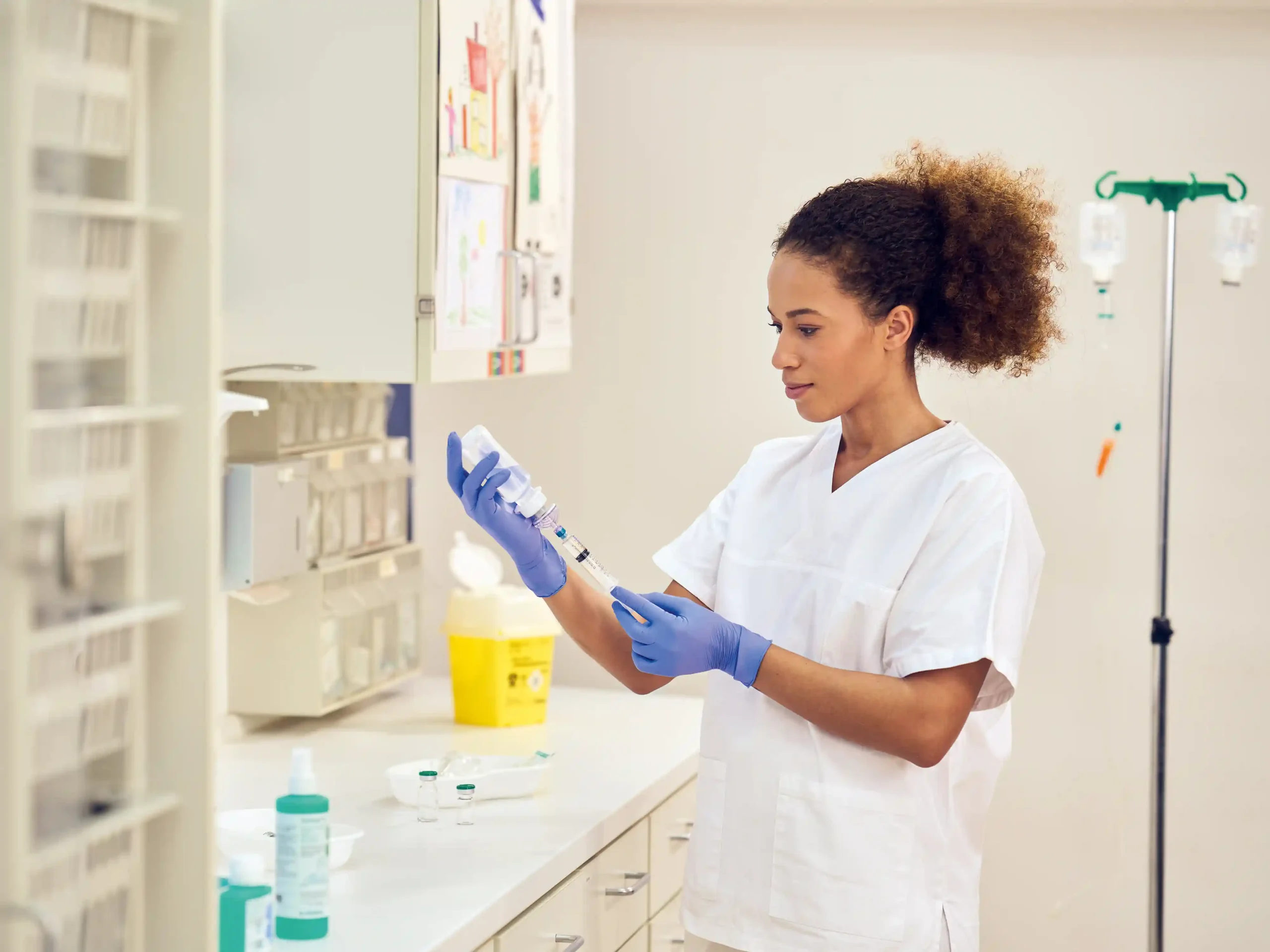 Pediatrics_nurse_examination_room_3475_4zu3