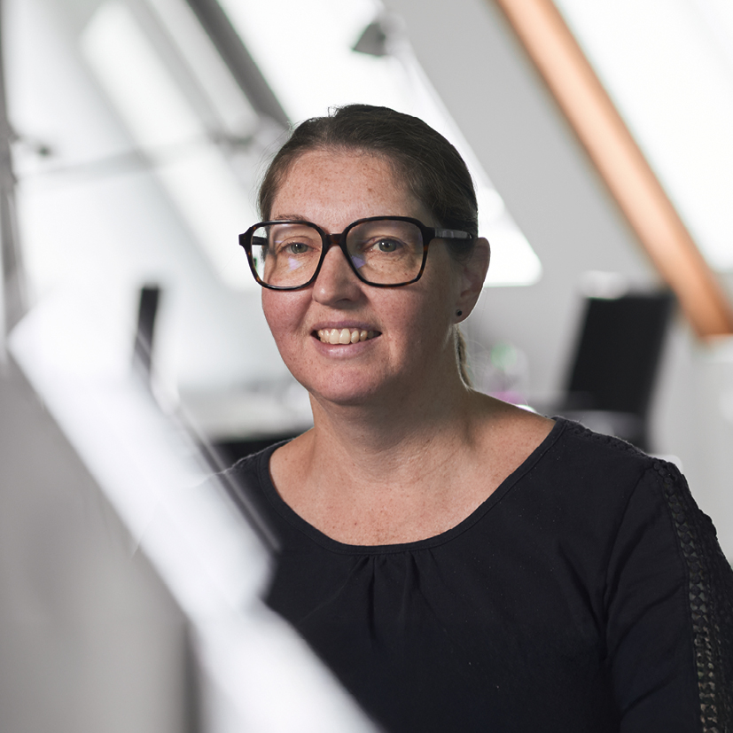 Porträt von Sandra Mitarbeiterin.