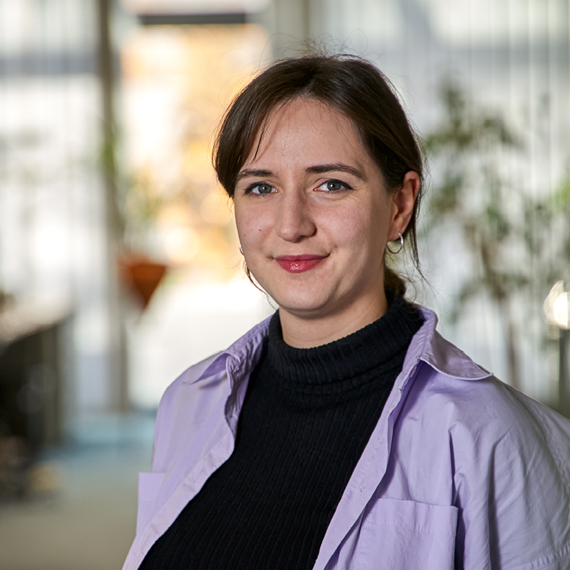 Porträt von Viktoria, Mitarbeiterin.